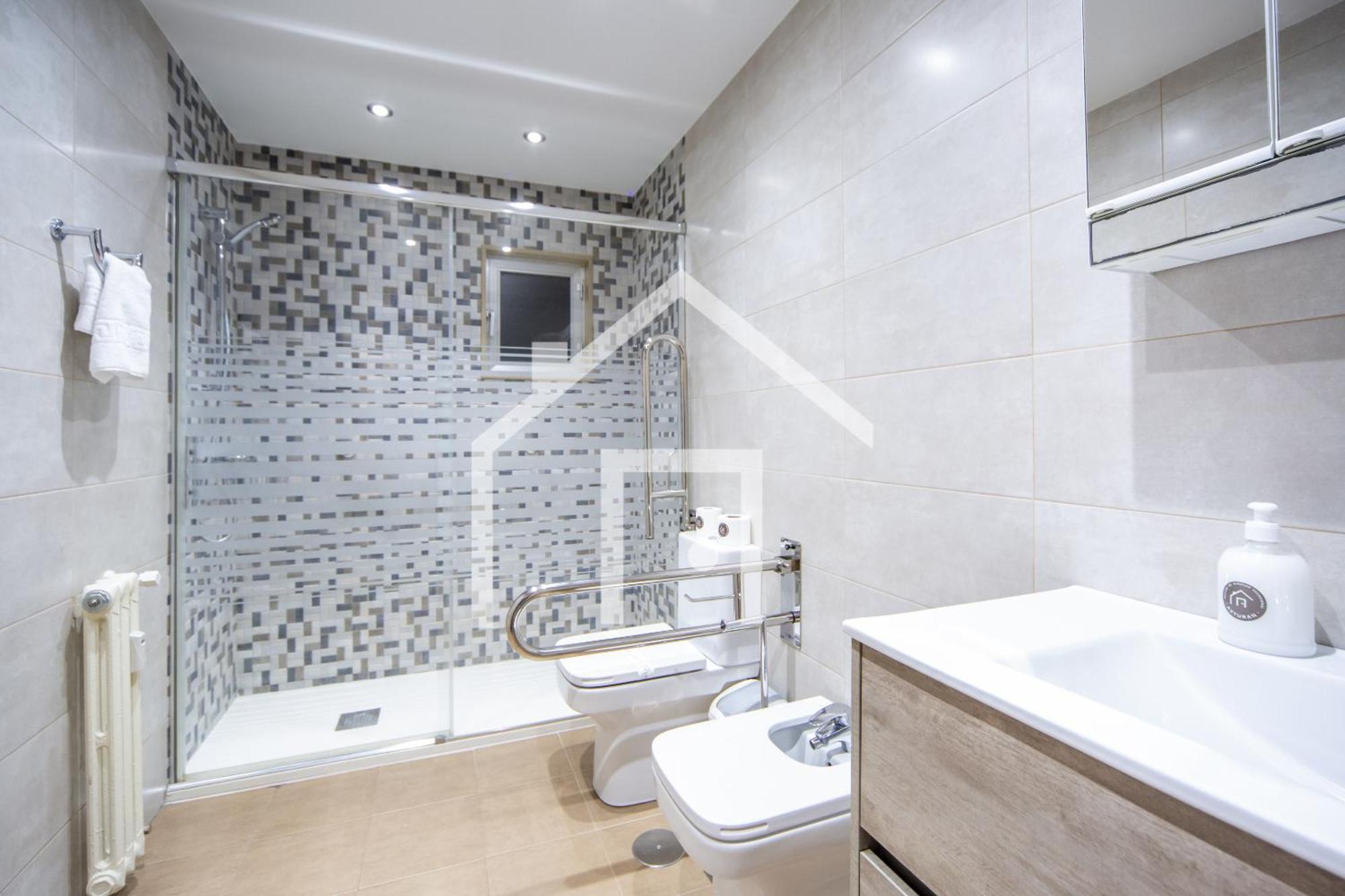 Apartmán Atico Quintana II - Con Terraza, En El Centro Con Wifi Y Garaje Oviedo Exteriér fotografie