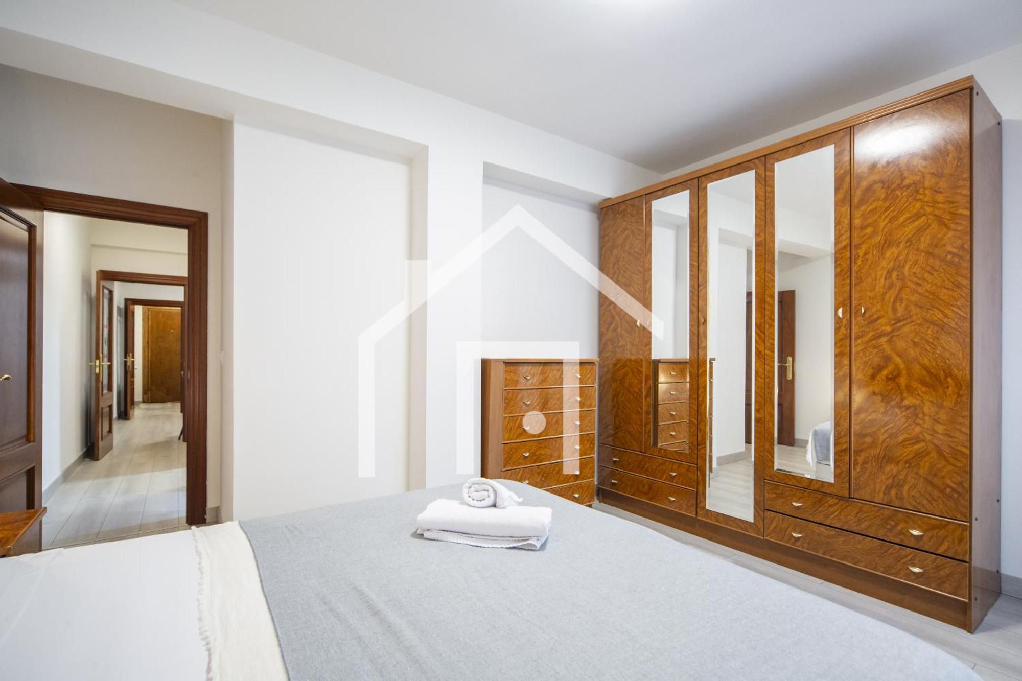 Apartmán Atico Quintana II - Con Terraza, En El Centro Con Wifi Y Garaje Oviedo Exteriér fotografie