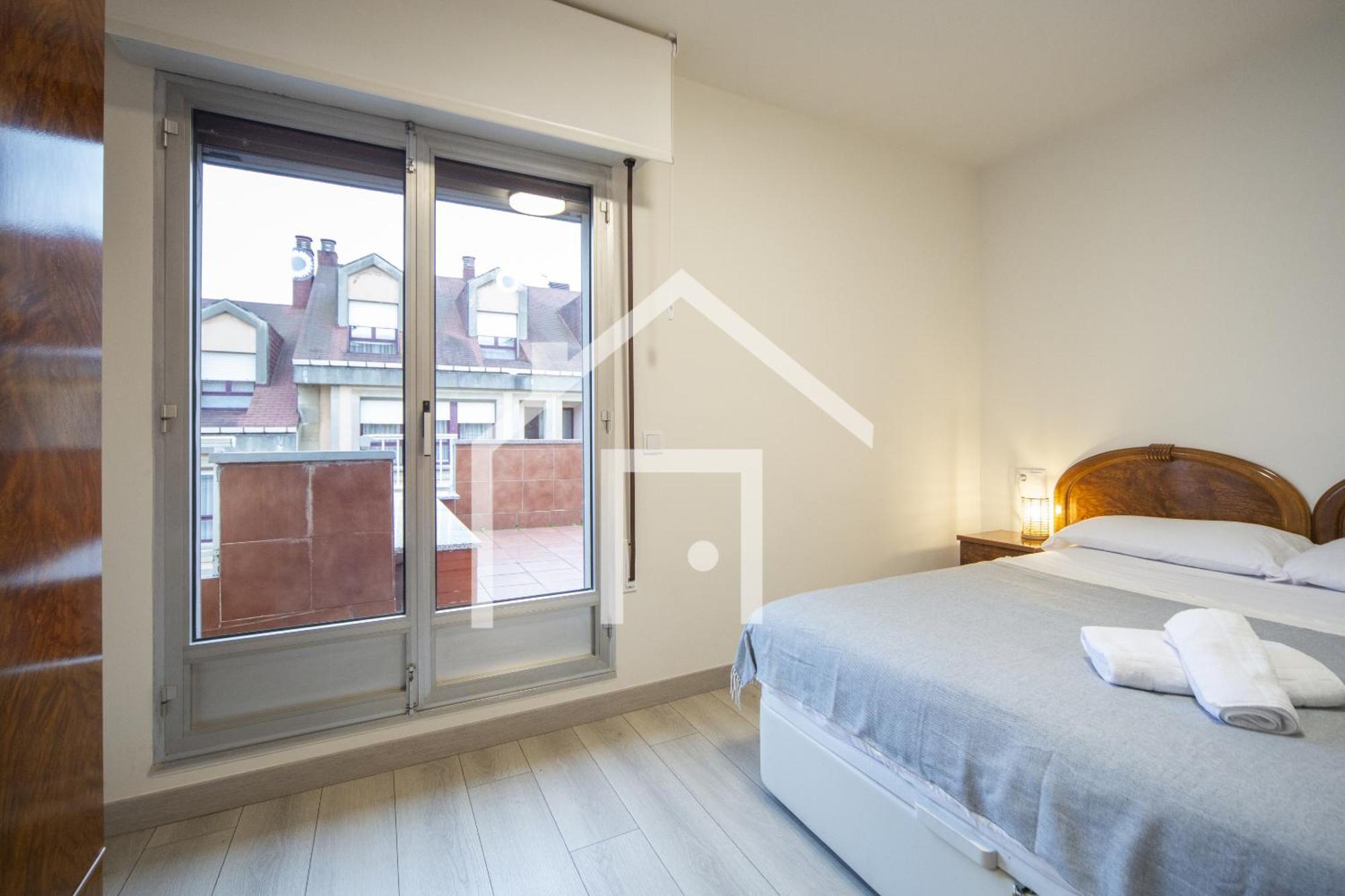 Apartmán Atico Quintana II - Con Terraza, En El Centro Con Wifi Y Garaje Oviedo Exteriér fotografie
